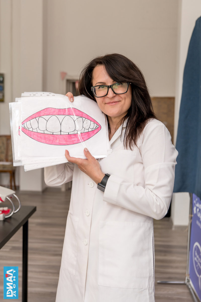 гигиенист Динара Сорокина знает все о чистоте зубов