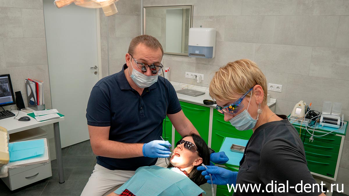 планирование протезирования зубов проводит стоматолог-ортопед Иваньков Александр Сергеевич