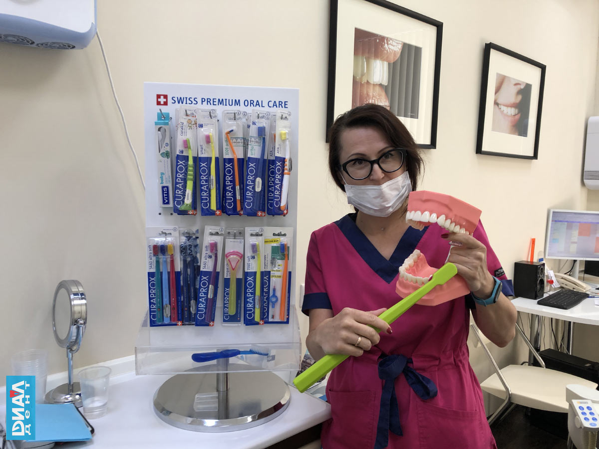 гигиенист стоматологический научит правильно чистить зубы